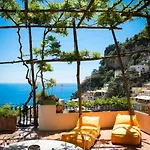 Rokketta Positano
