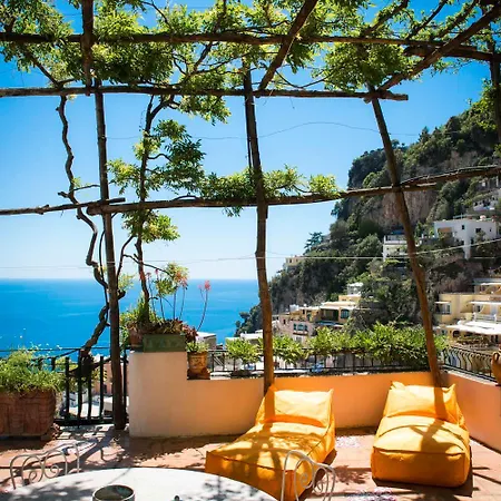 Rokketta Positano